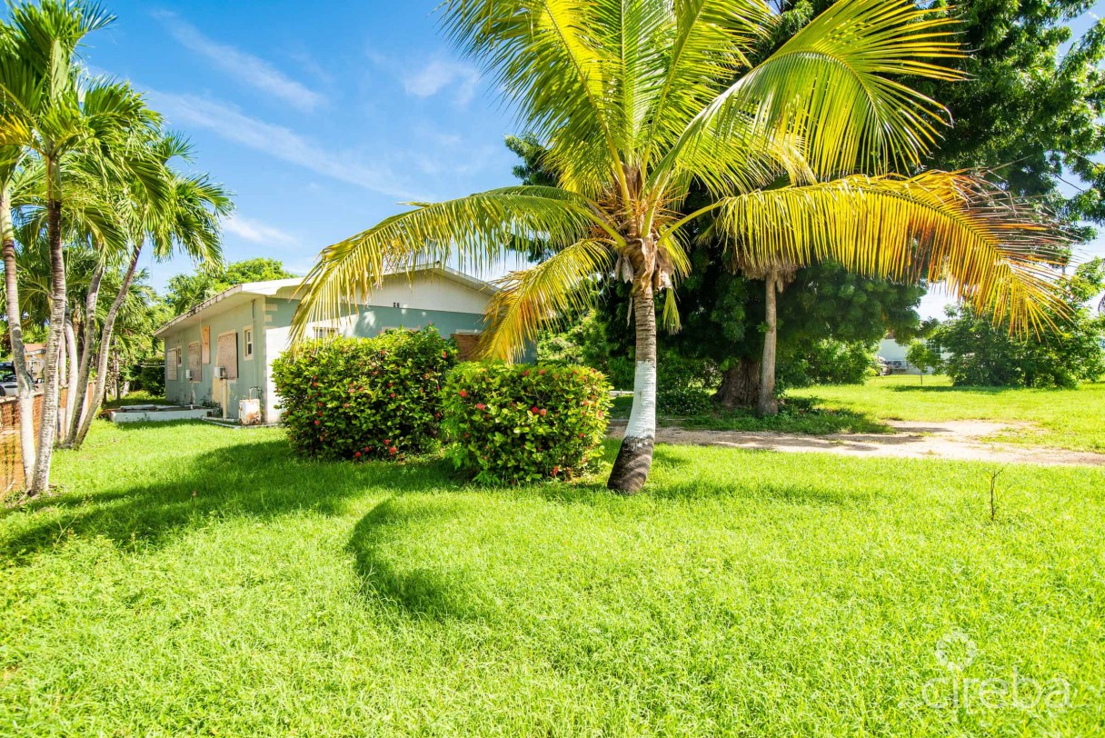 Prime West Bay Development Opportunity | 0.84 Acres - Image 4