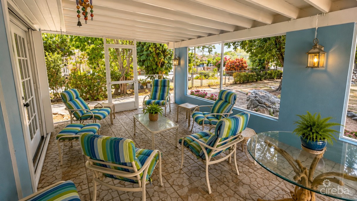 3 Br Home With Pool In Coral Gables On .47 Acres - Image 3