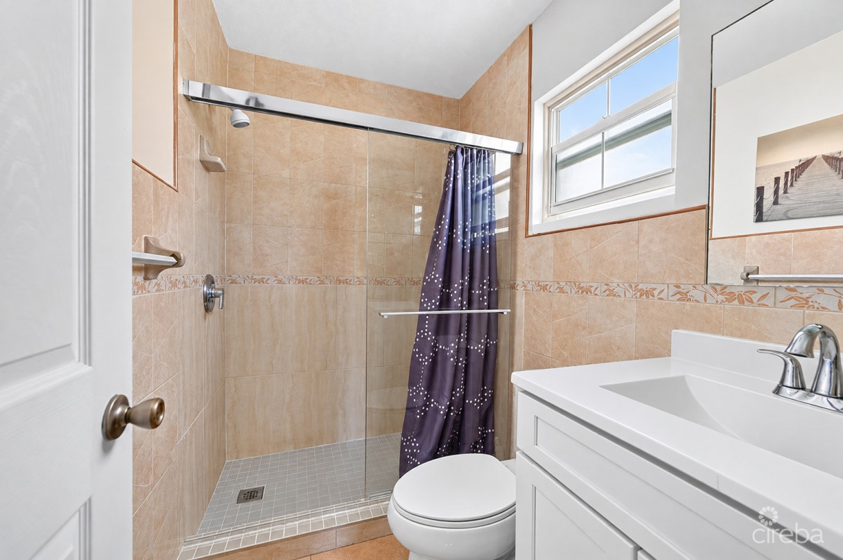 3 Bedroom Home On Duplex Lot W/approved Plans For  Additional 4-bedroom Home - Image 5