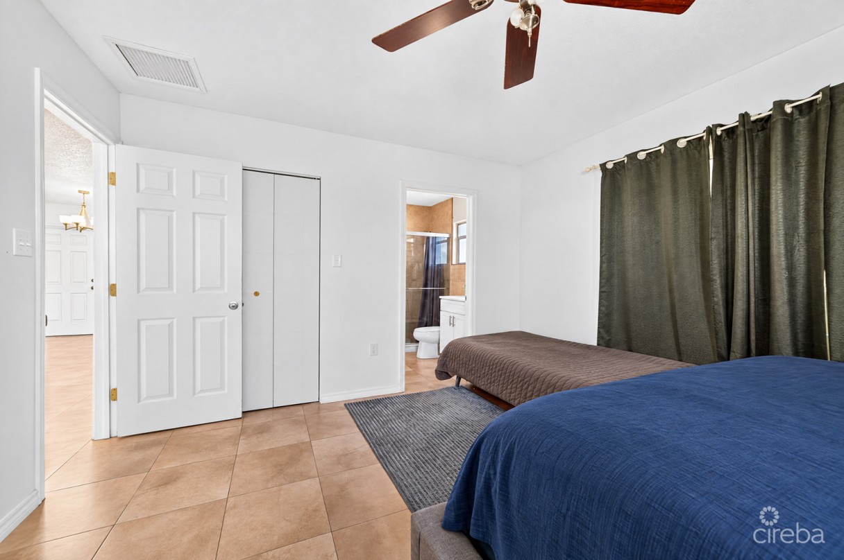 3 Bedroom Home On Duplex Lot W/approved Plans For  Additional 4-bedroom Home - Image 8