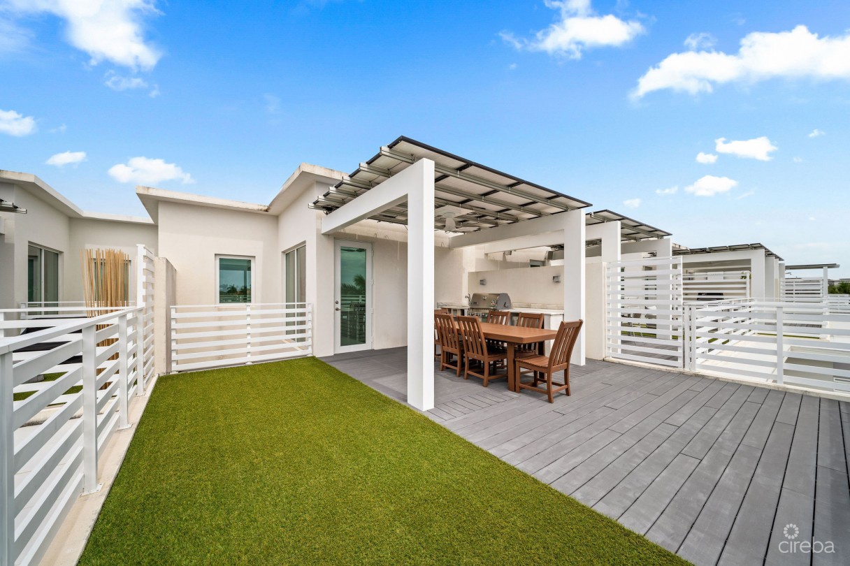 Solara #104 | Luxury Townhouse In Crystal Harbour - Image 8