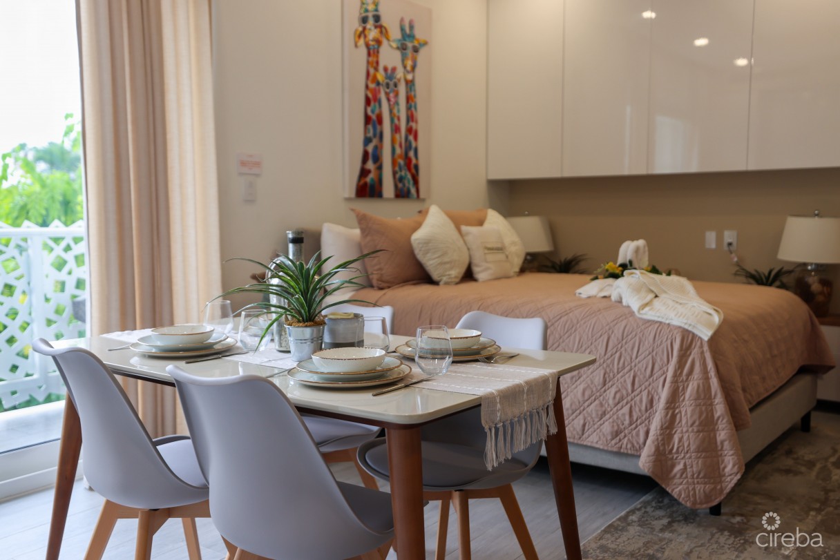 Studio Paradisum At The Grove - Image 2