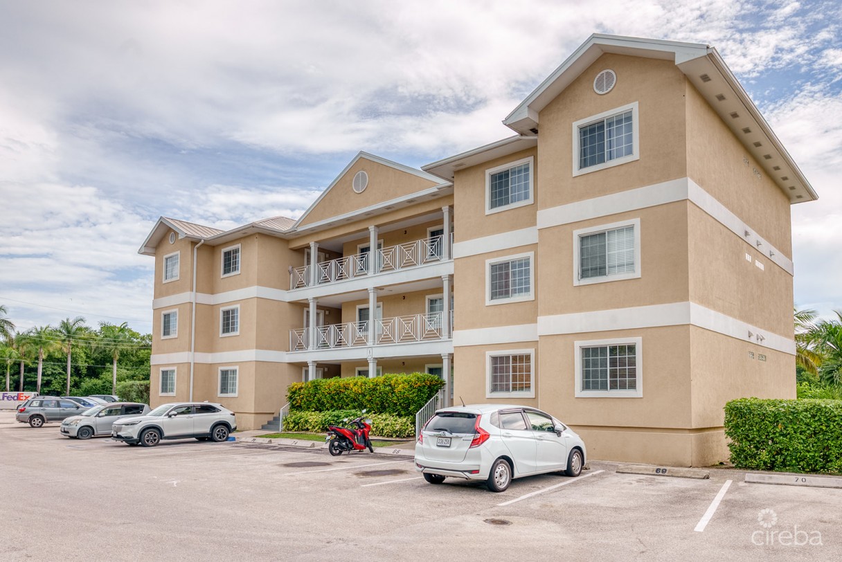 Lakeside 1 Bed / 1 Bath Near Camana Bay - Image 6