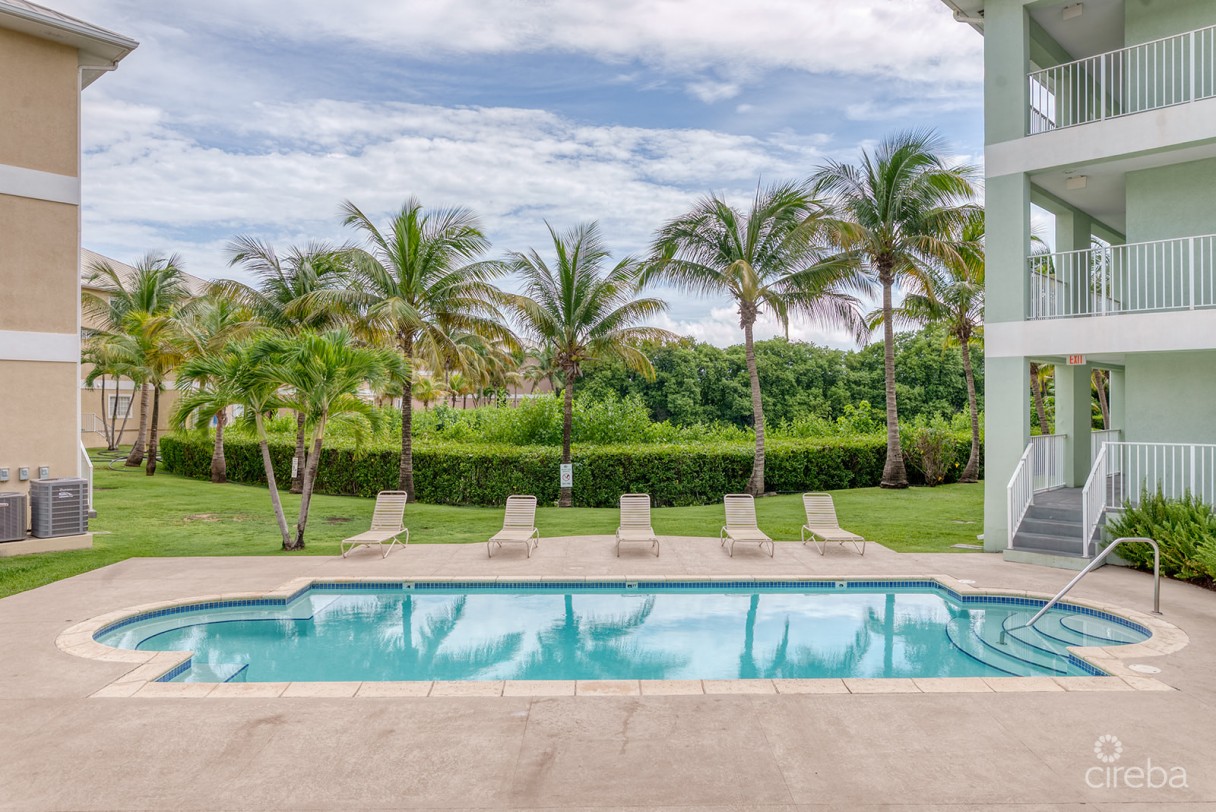 Lakeside 1 Bed / 1 Bath Near Camana Bay - Image 7