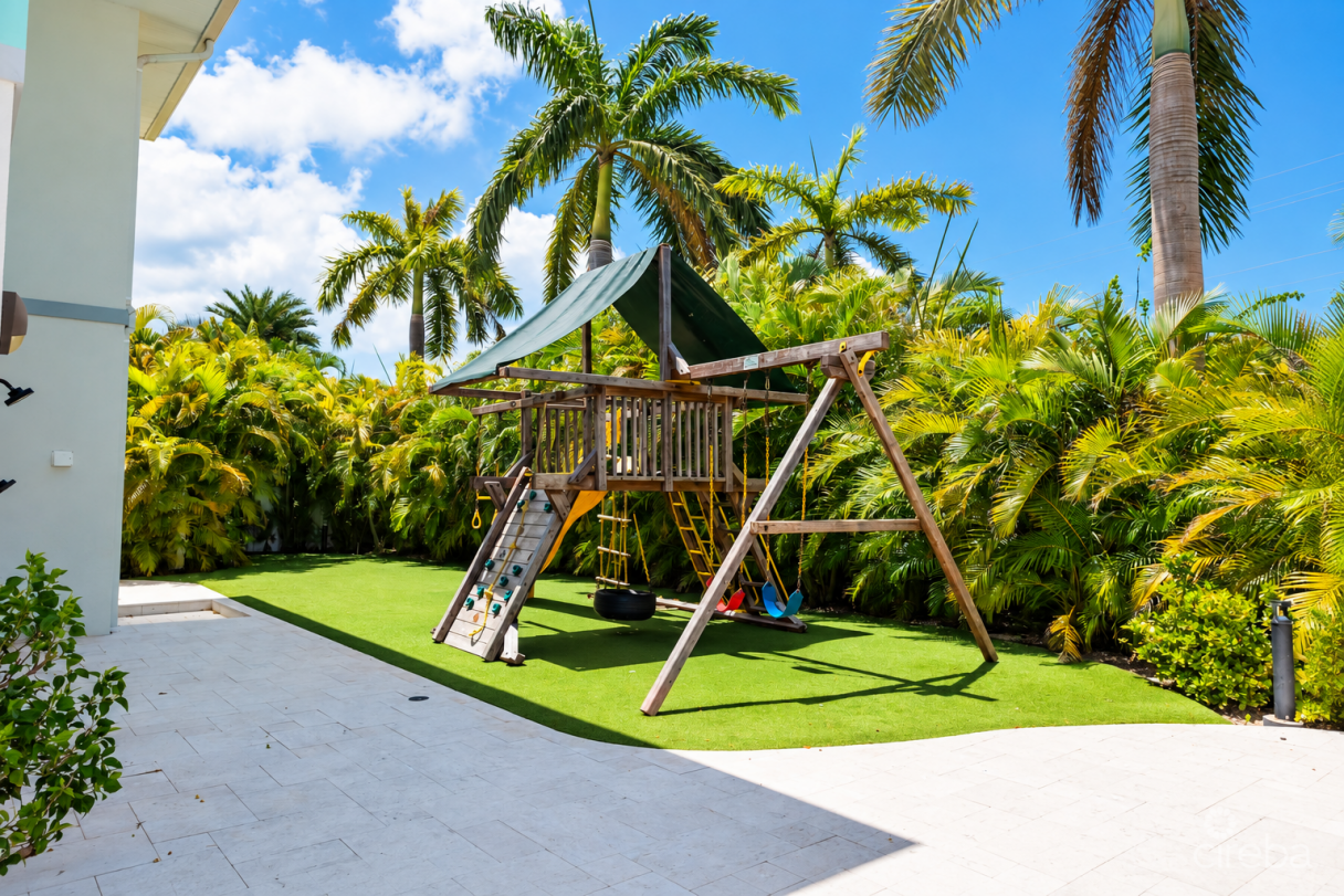 Periwinkle Cottage - Image 20