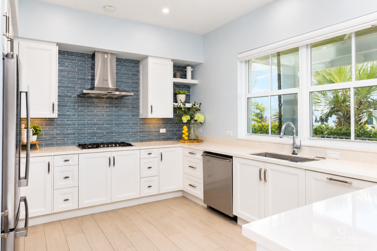 Periwinkle Cottage - Image 1
