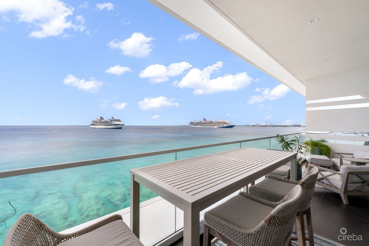 Fin 27, Oceanfront Condo - Image 5