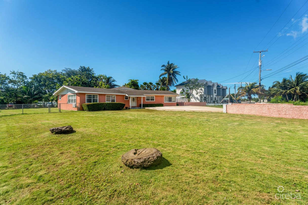 4 Bedroom Double Lot Home  In Prospect - Image 1