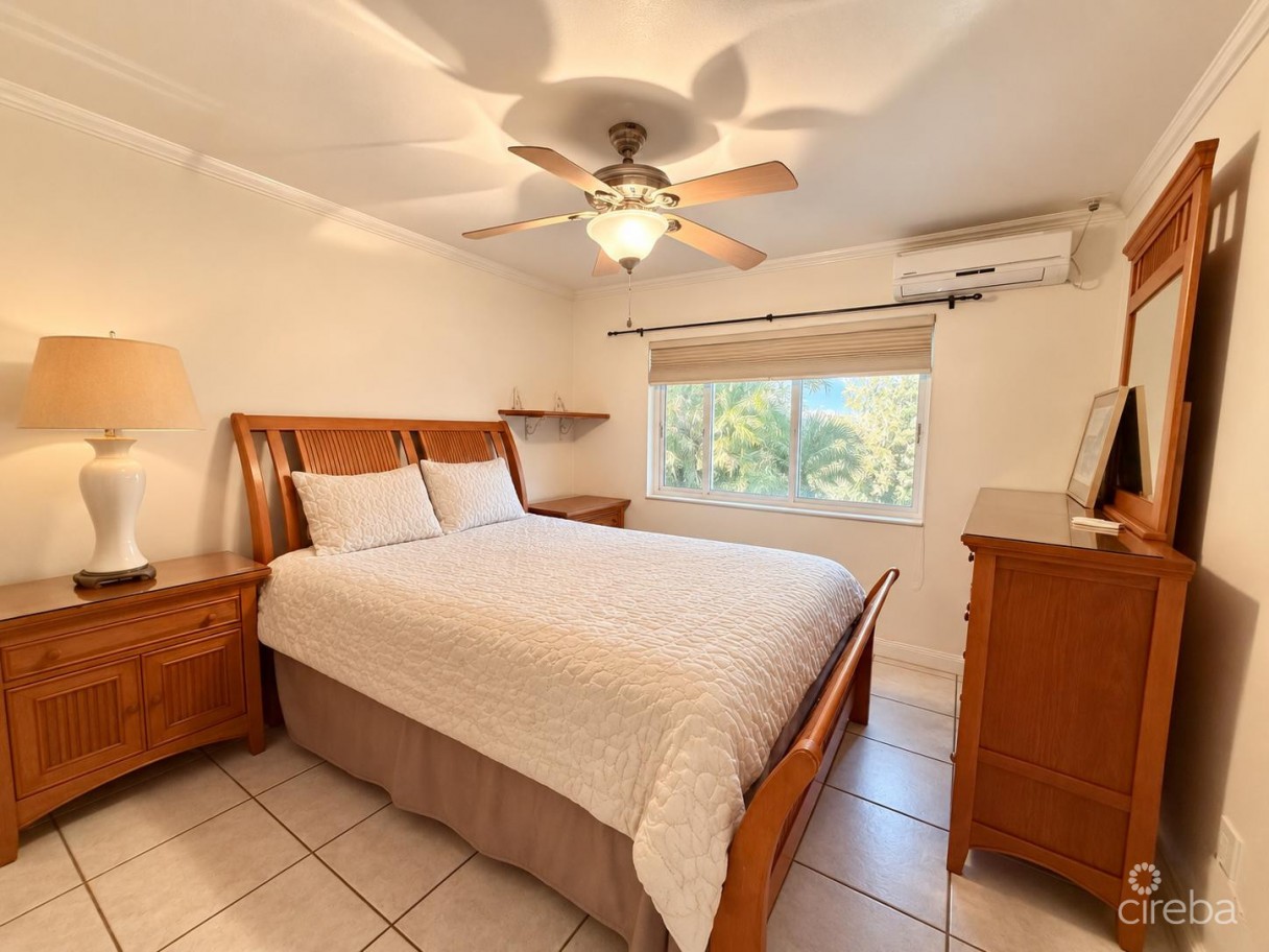 4 Bedroom Double Lot Home  In Prospect - Image 15