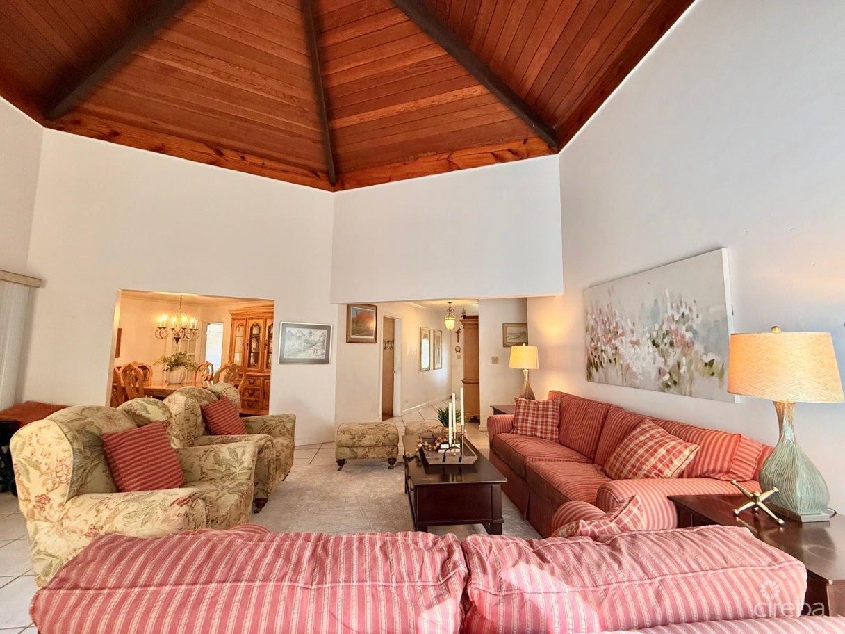 4 Bedroom Double Lot Home  In Prospect - Image 7