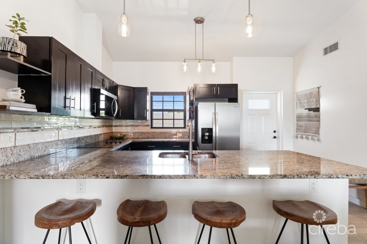 Portofino Gardens | Turnkey 2-bed - Image 3