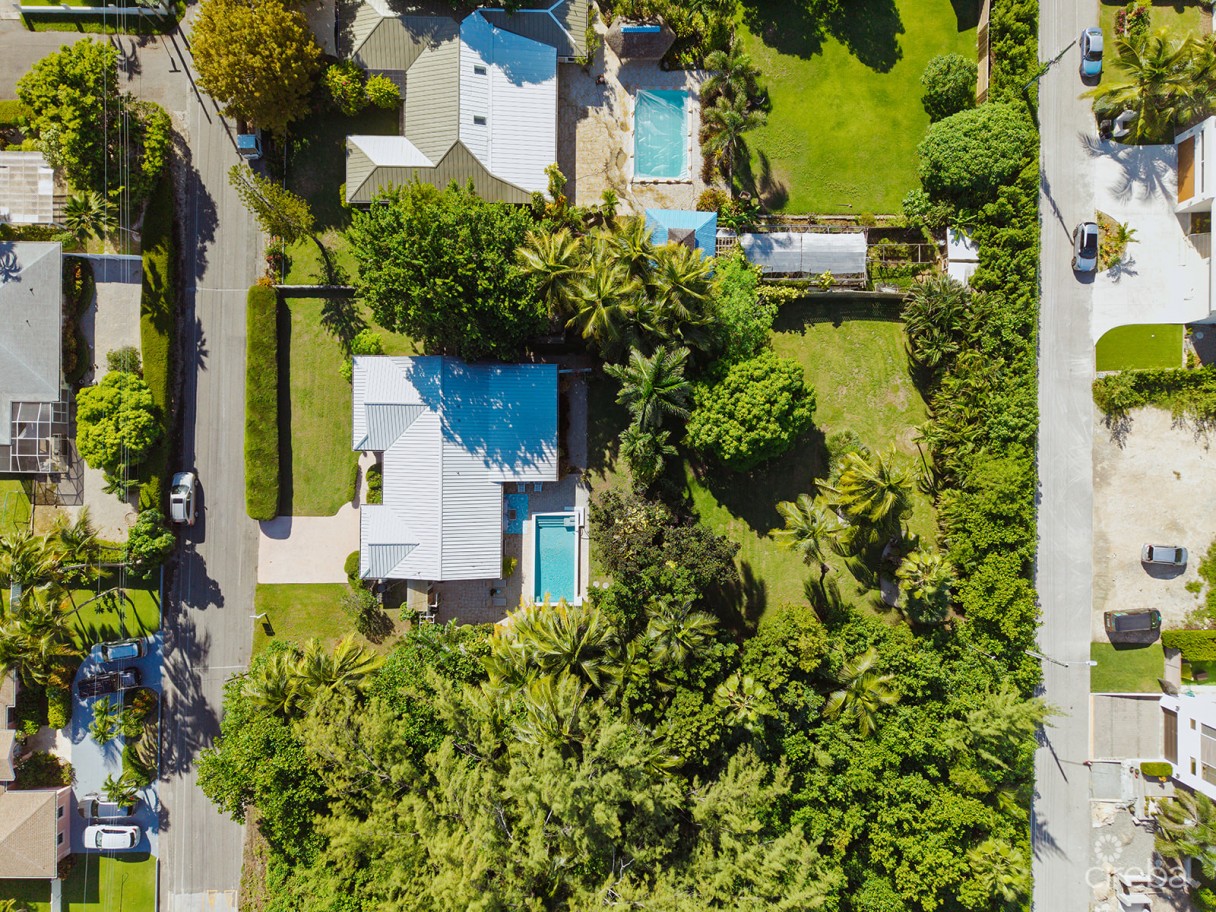 Rare Double-lot Oasis Bungalow  With Pool In Snug Harbour - Image 25