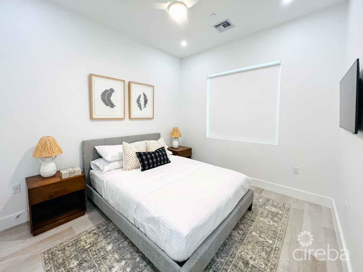 Aura 2 Bed Plus Den, 2.5 Bath Townhouse - Image 7
