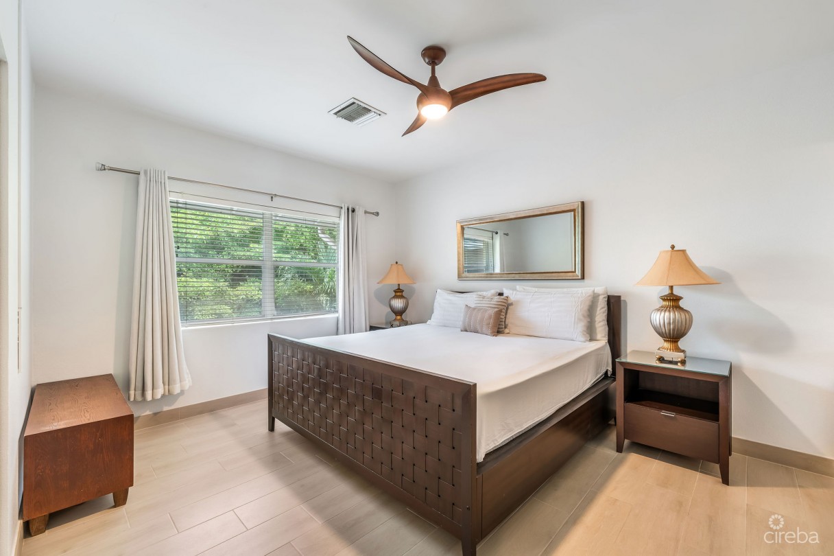 Plantation Village #27 - Fully Renovated Beachfront - Image 6