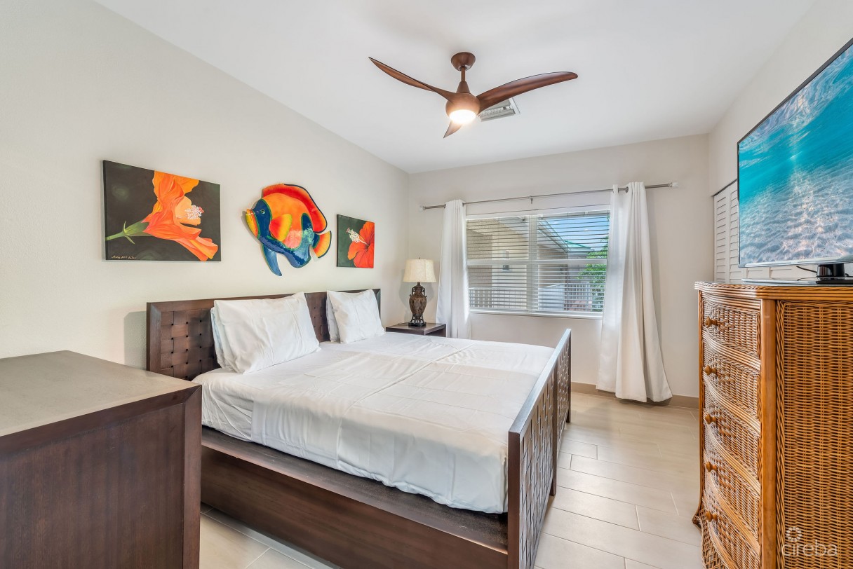Plantation Village #27 - Fully Renovated Beachfront - Image 8