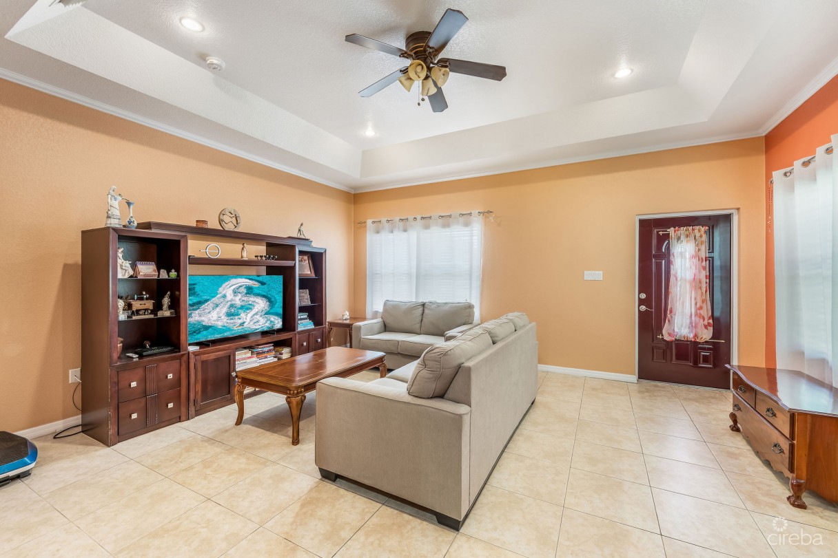 Fairview Manor:  2x 2-bed Units, George Town - Image 11