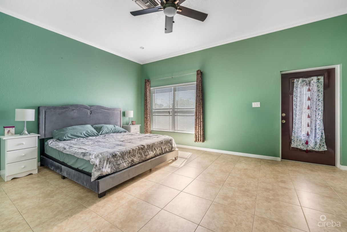 Fairview Manor:  2x 2-bed Units, George Town - Image 15