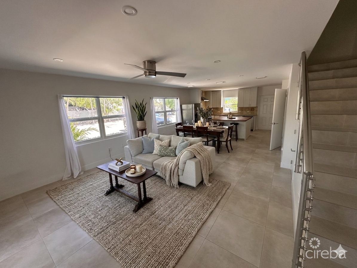 Glen Eden Renovated 2 Bed End Unit With Enclosed Yard - Image 12