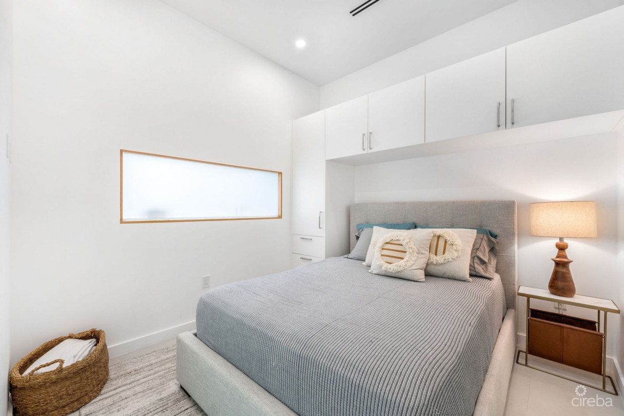 Harbour Walk Residences 117 | Turnkey Boutique 1-bed - Image 5