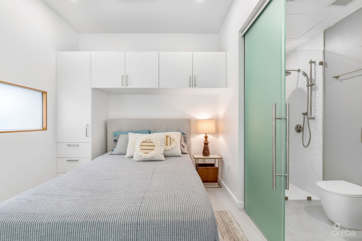 Harbour Walk Residences 117 | Turnkey Boutique 1-bed - Image 6