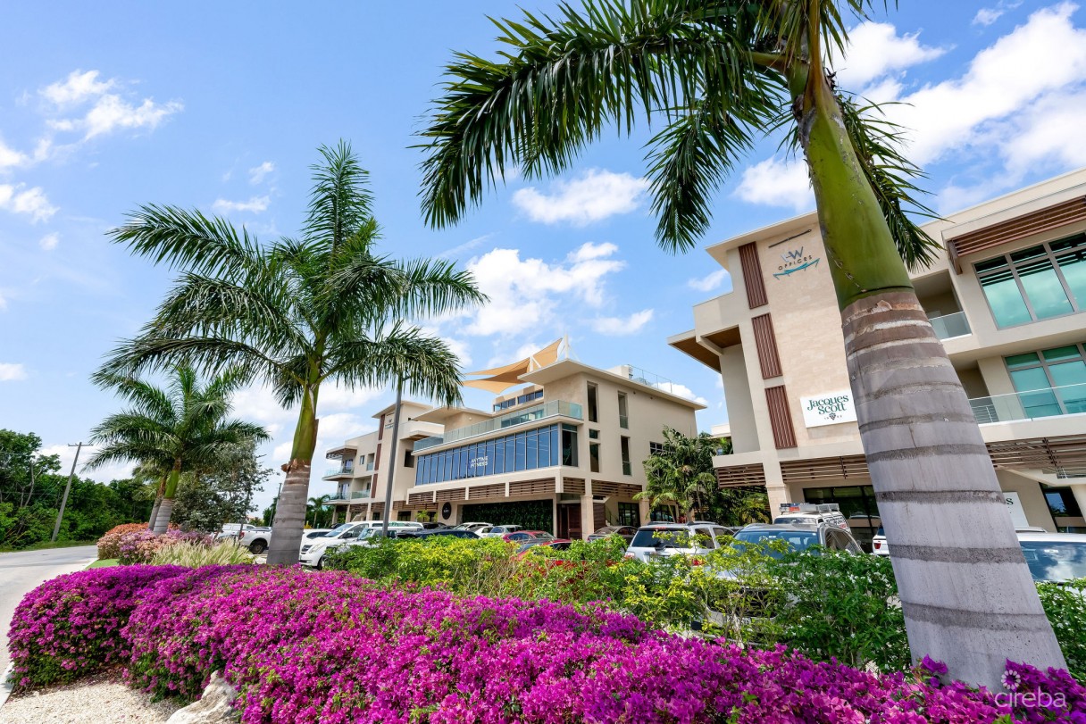 Harbour Walk Residences 117 | Turnkey Boutique 1-bed - Image 12
