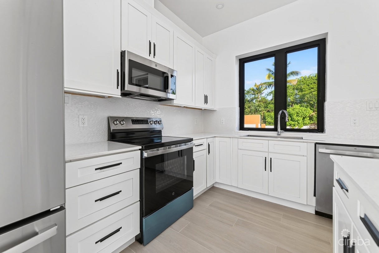 Sorelle - Brand New 1 Bedroom Condo - Image 4