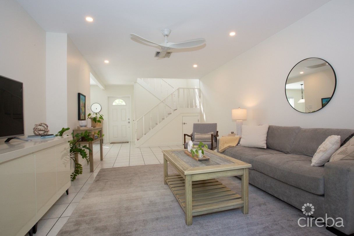 Turnkey 2bed Plus Den End Unit Tropical Haven - Image 4