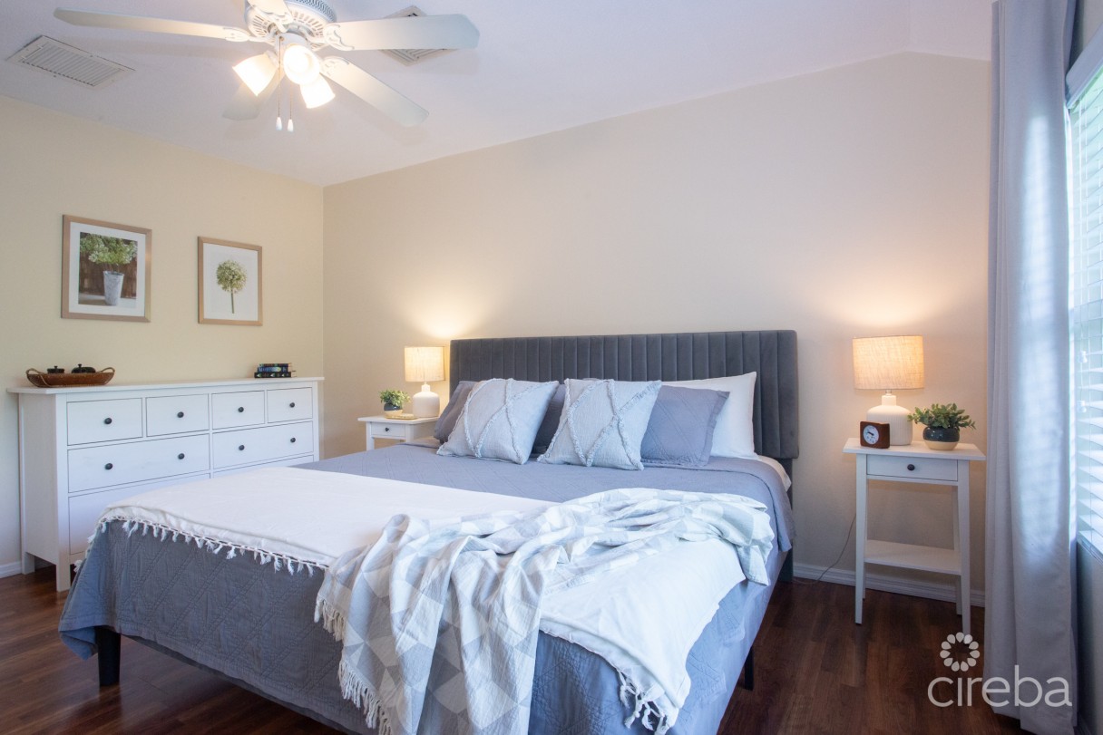 Turnkey 2bed Plus Den End Unit Tropical Haven - Image 14