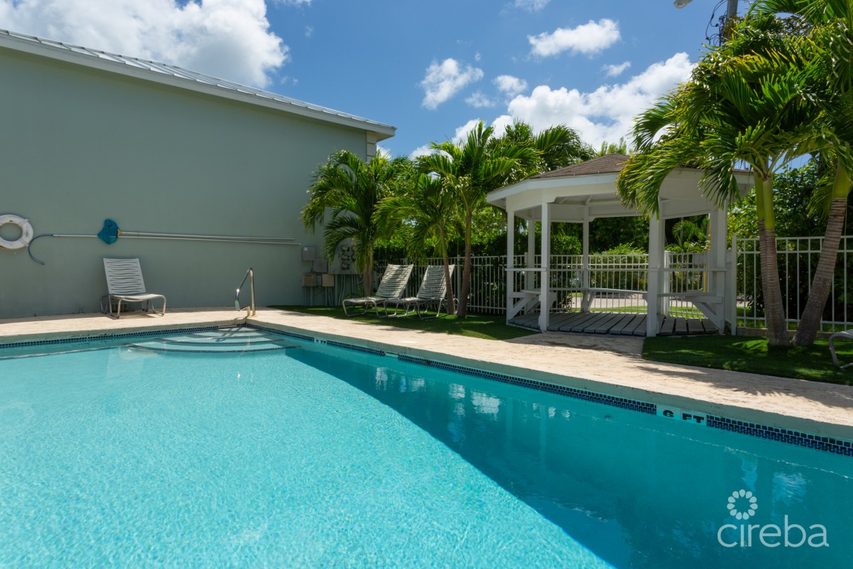Turnkey 2bed Plus Den End Unit Tropical Haven - Image 23