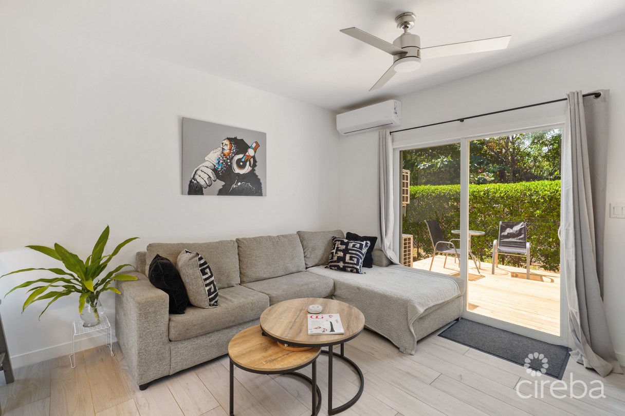 Lighthouse Manor 24 | Beautiful One Bed Townhouse - Image 1