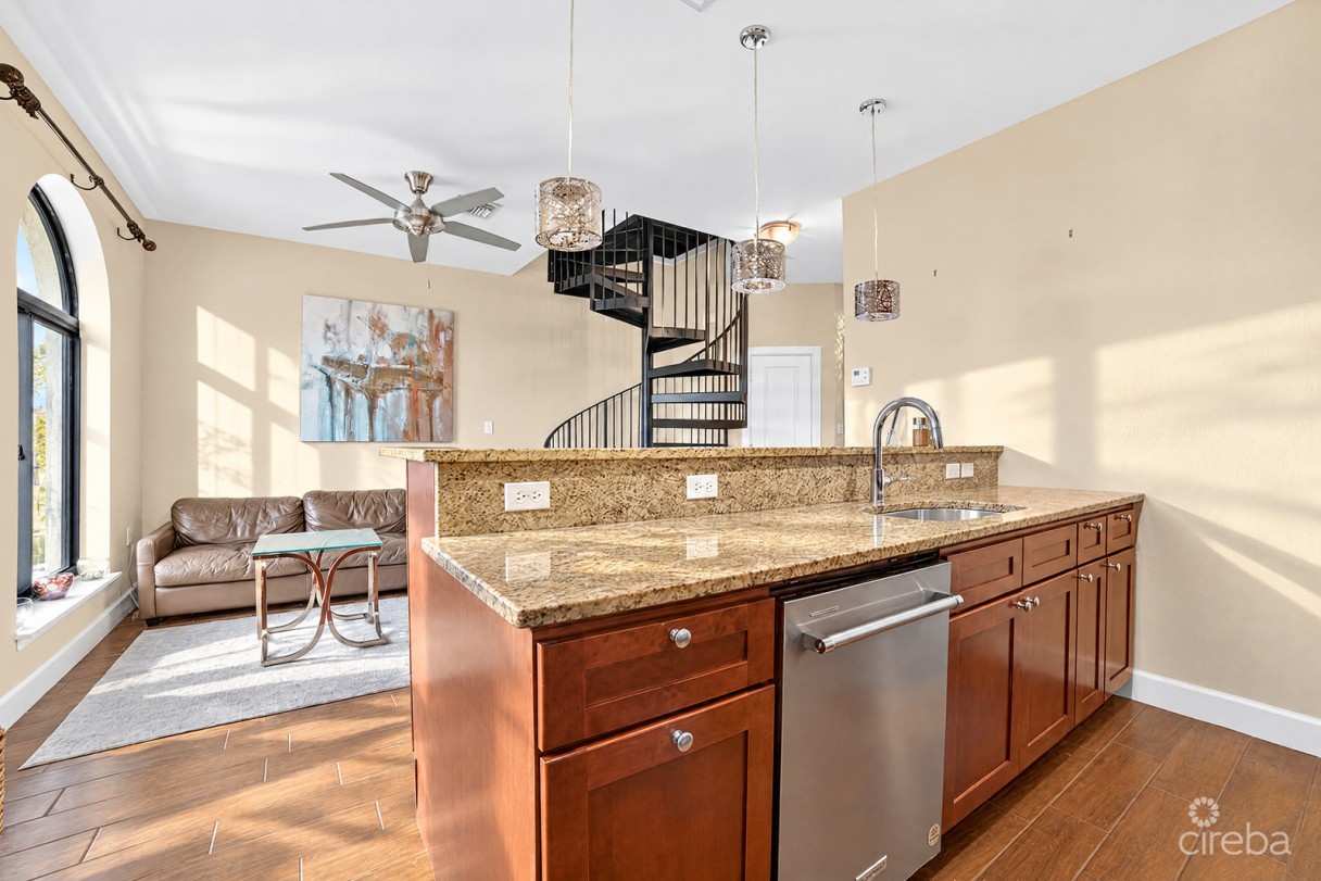 2 Bedroom San Sebastian Townhouse - Image 5