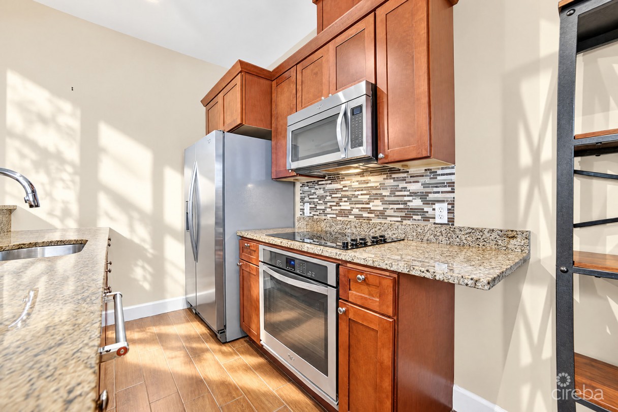 2 Bedroom San Sebastian Townhouse - Image 6