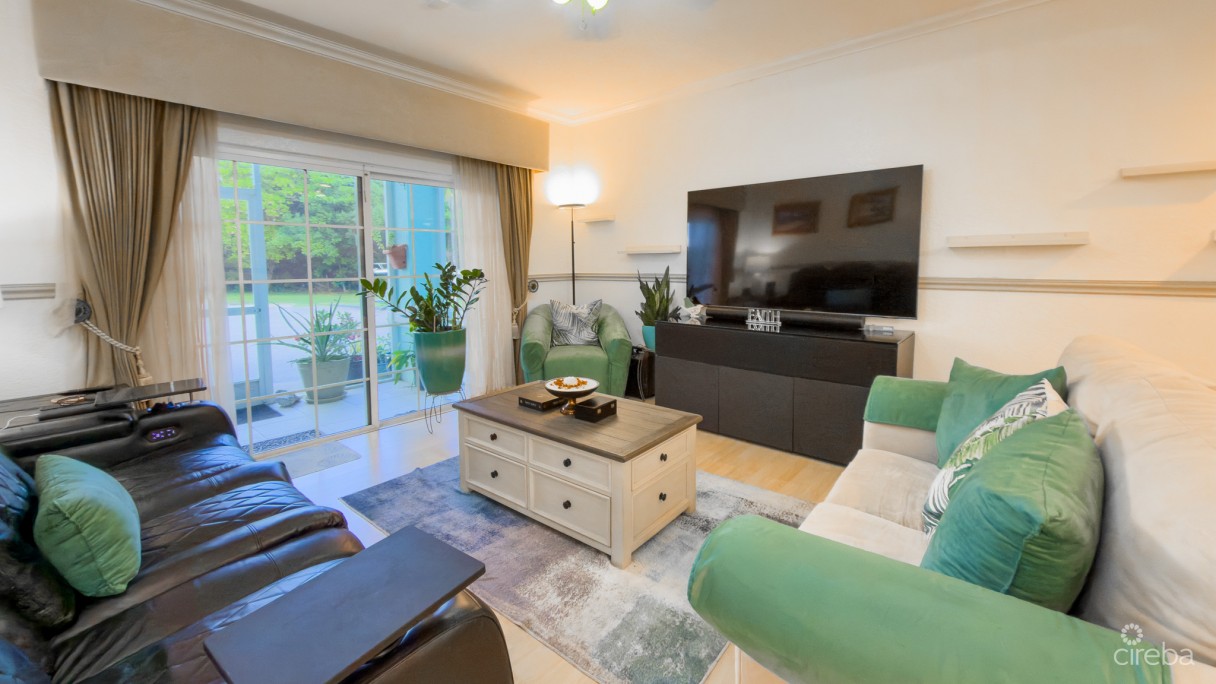 Rosedale Deluxe Two Bedroom Groundfloor Condo - Image 4