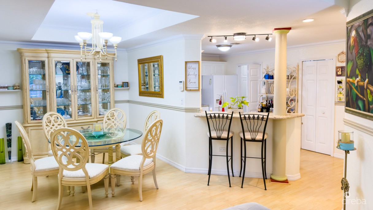 Rosedale Deluxe Two Bedroom Groundfloor Condo - Image 6