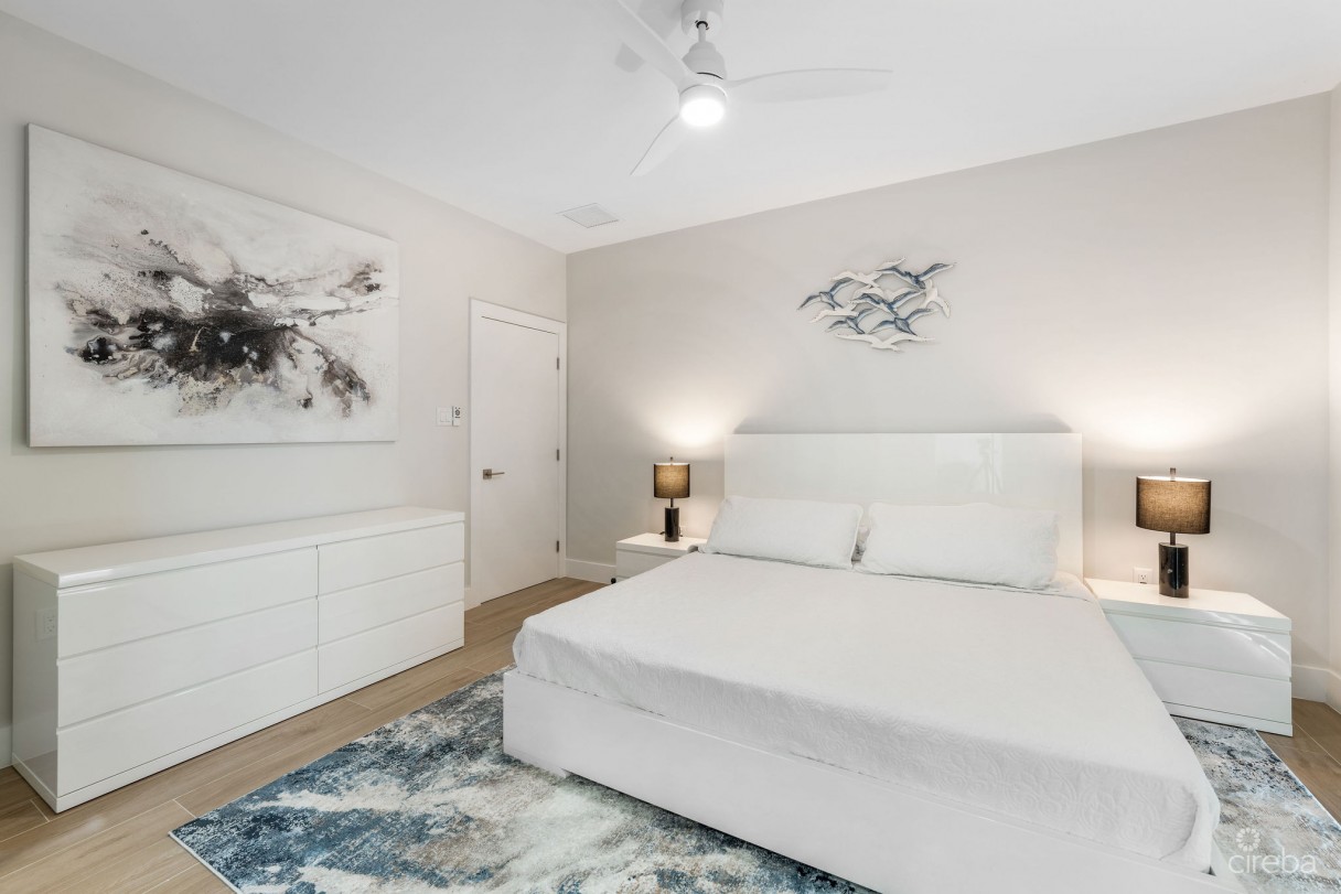 Silver Reef Residences  #4 -   A Beachfront Gem - Image 6