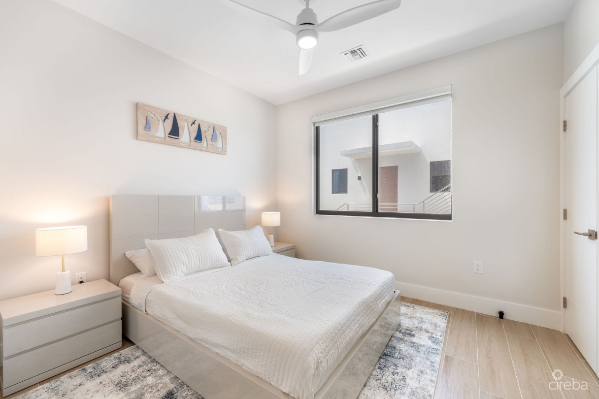 Silver Reef Residences  #4 -   A Beachfront Gem - Image 8