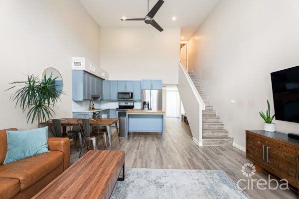 Downtown Reach - 2 Bedroom - Image 2