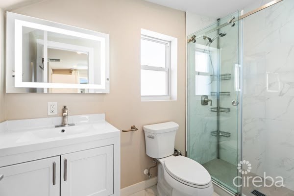 Downtown Reach - 2 Bedroom - Image 4