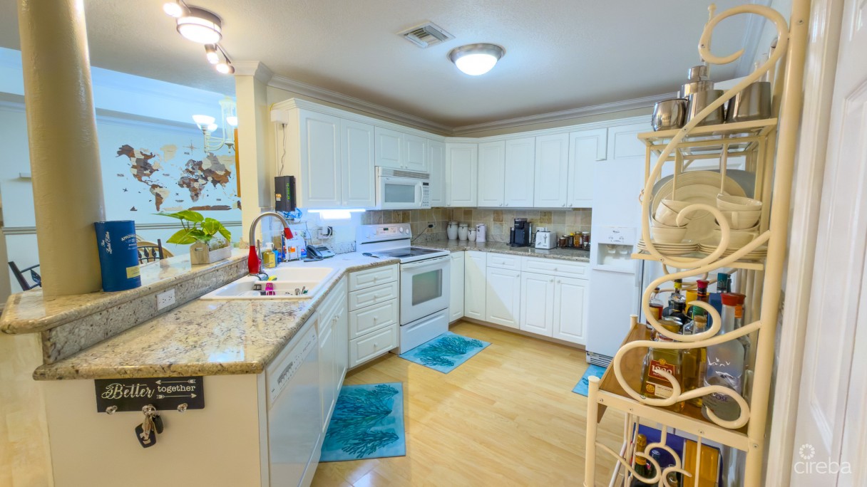 Rosedale Deluxe Two Bedroom Groundfloor Condo - Image 18