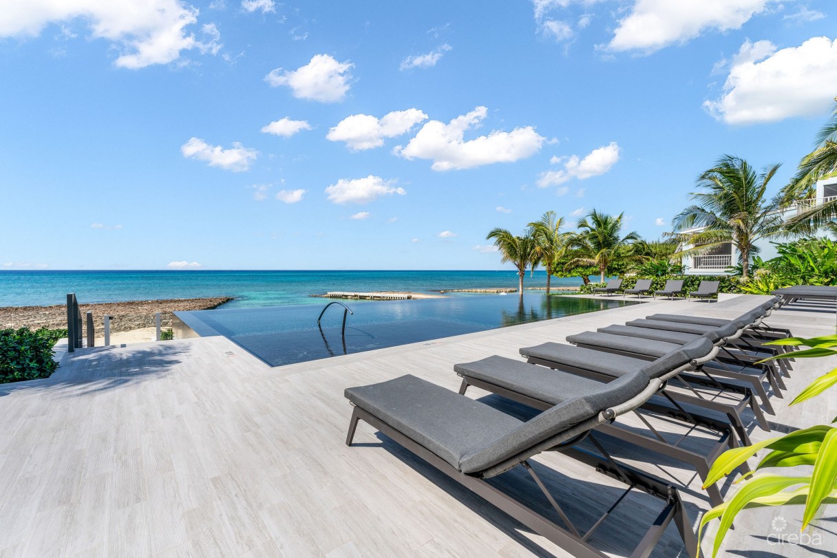 Aqua Residence 2 - Luxury Seven Mile Beach Condo - Image 15