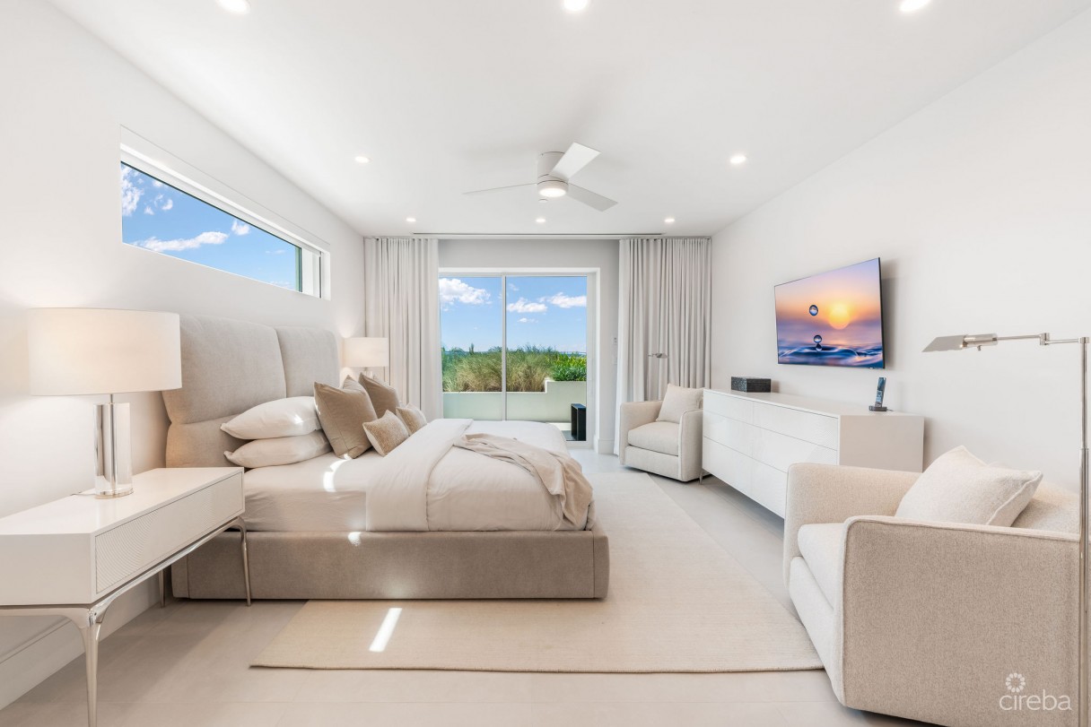 Aqua Residence 2 - Luxury Seven Mile Beach Condo - Image 17