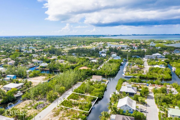 Green Street 0.23 Acres, Savannah Canal-front