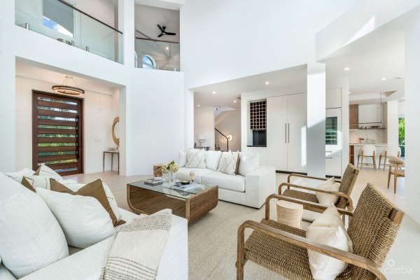 Vista Del Mar | A Reimagined Waterfront Estate