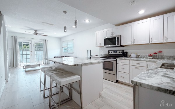 Meadows 2 Bed Townhouse West Bay